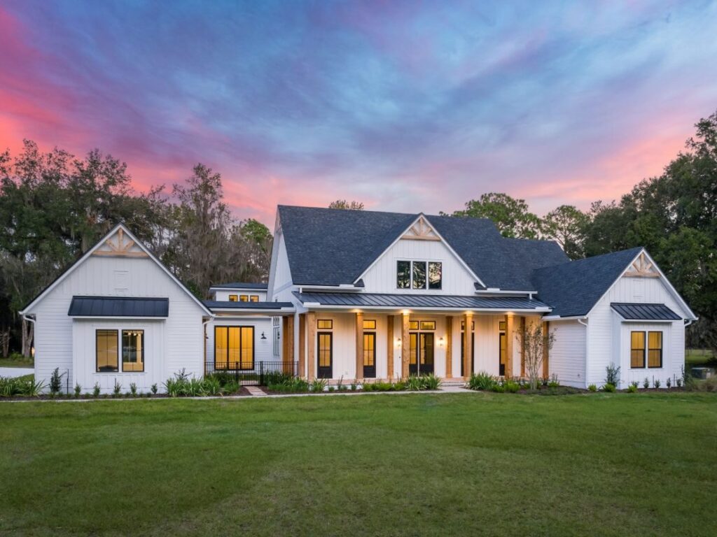 ORTEGA COTTAGE in Jacksonville, FL by luxury home builder Starr® Custom Homes ORTEGA COTTAGE in Jacksonville, FL by luxury home builder Starr® Custom Homes