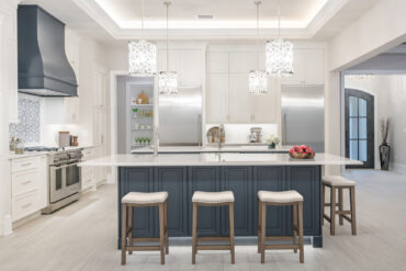 Kitchen by Starr Custom Homes Kitchen by Starr Custom Homes