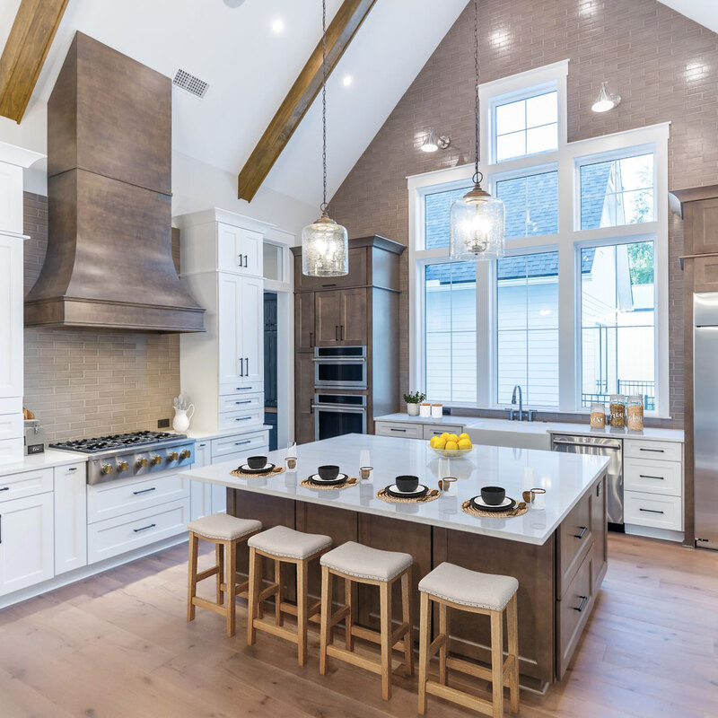 Starr Custom Homes kitchen with vaulted ceiling Starr Custom Homes kitchen with vaulted ceiling and quartz island